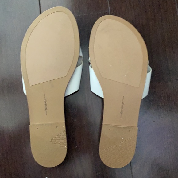 Bershka white slides - Picture 3 of 3